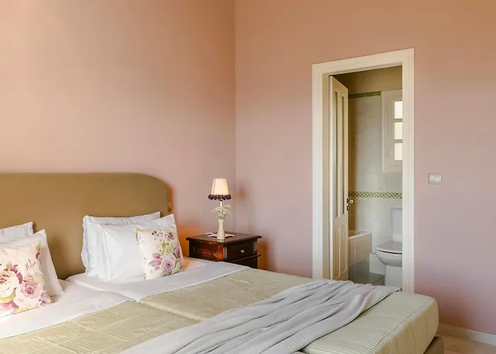 Villa Nikolas By Vintage Travel *