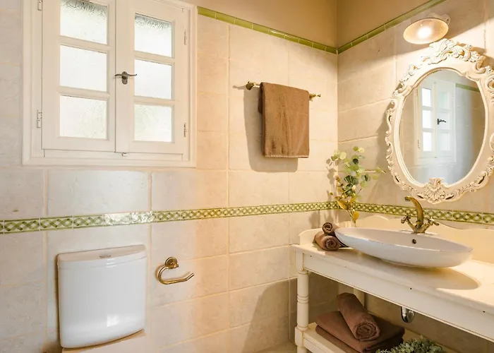 Nikolas By Vintage Travel Villa