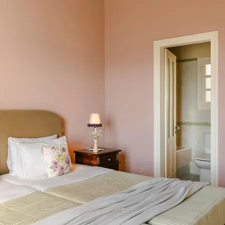 Villa Nikolas By Vintage Travel *